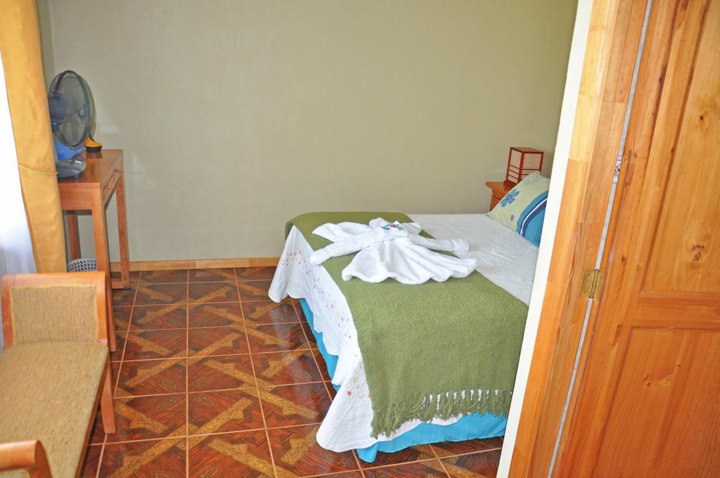 Hotel Tekarera - Kainga Nui Ханга Роа Стая снимка